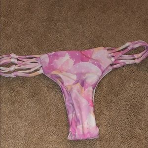 Moana bikini bottoms size small